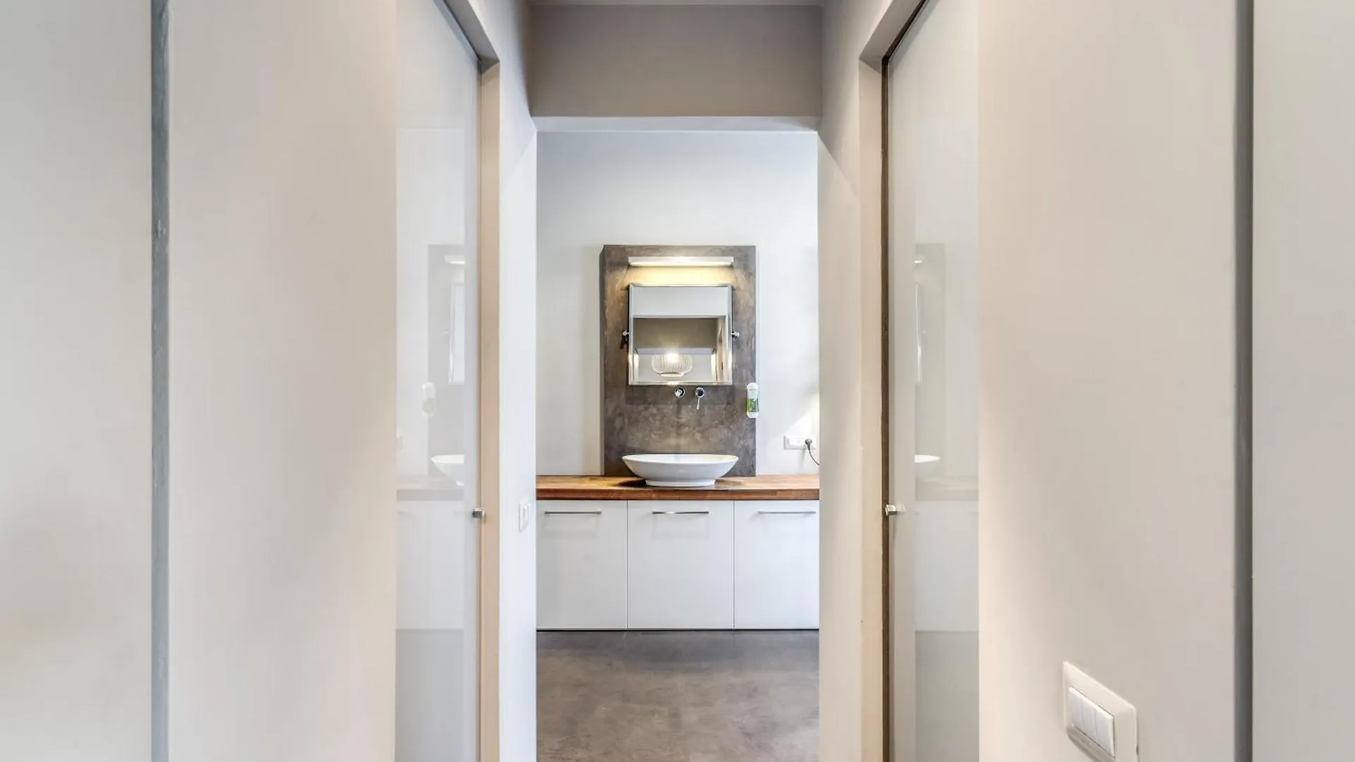 Futura Collection Florence Terrace Apartment