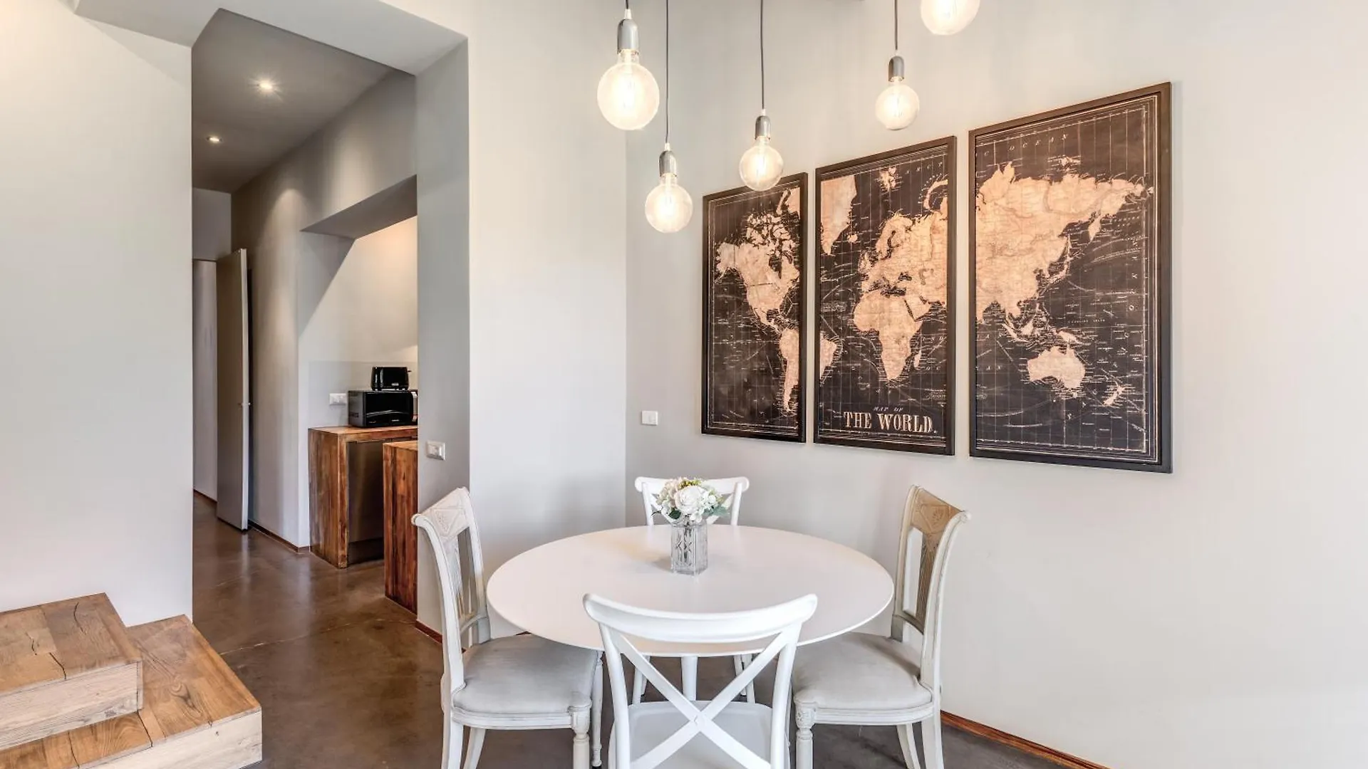 Futura Collection Florence Terrace Apartment