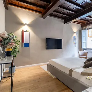 Apartment Santa Croce Luxury - Dolcevita, Florence
